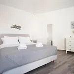 아파트호텔 Crystal View Mykonos 4*
