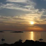 Crystal View Mykonos 아파트호텔 4*